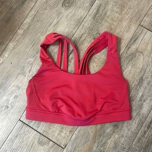 Pink lululemon sports bra